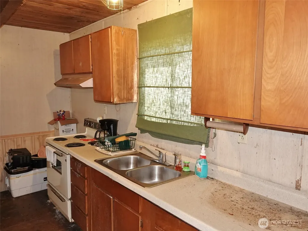 307 Pt Brown Avenue SW Ocean Shores WA 98569