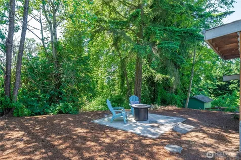9607 S 216th Street Kent WA 98031