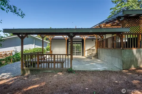 9607 S 216th Street Kent WA 98031