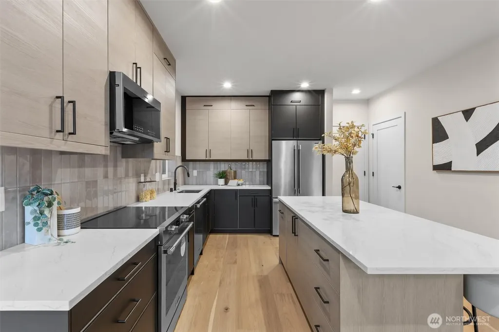 4235 S Bradford Street Seattle WA 98118