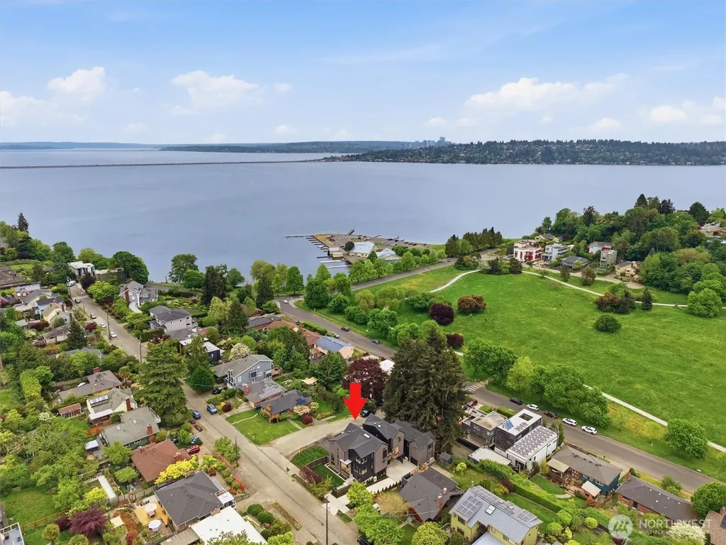 4235 S Bradford Street Seattle WA 98118