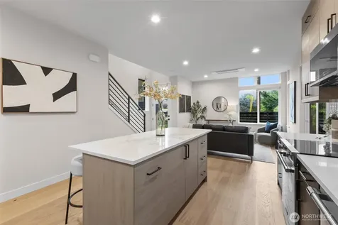 4235 S Bradford Street Seattle WA 98118