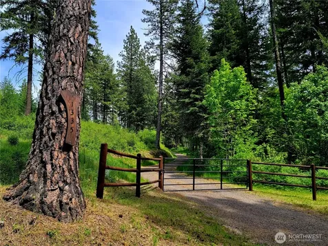 1335 Payne Hollow Road Dayton WA 99328