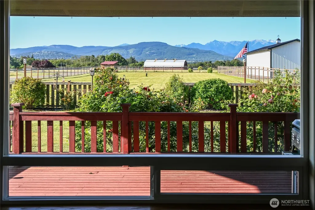 73 Haywire Lane Sequim WA 98382