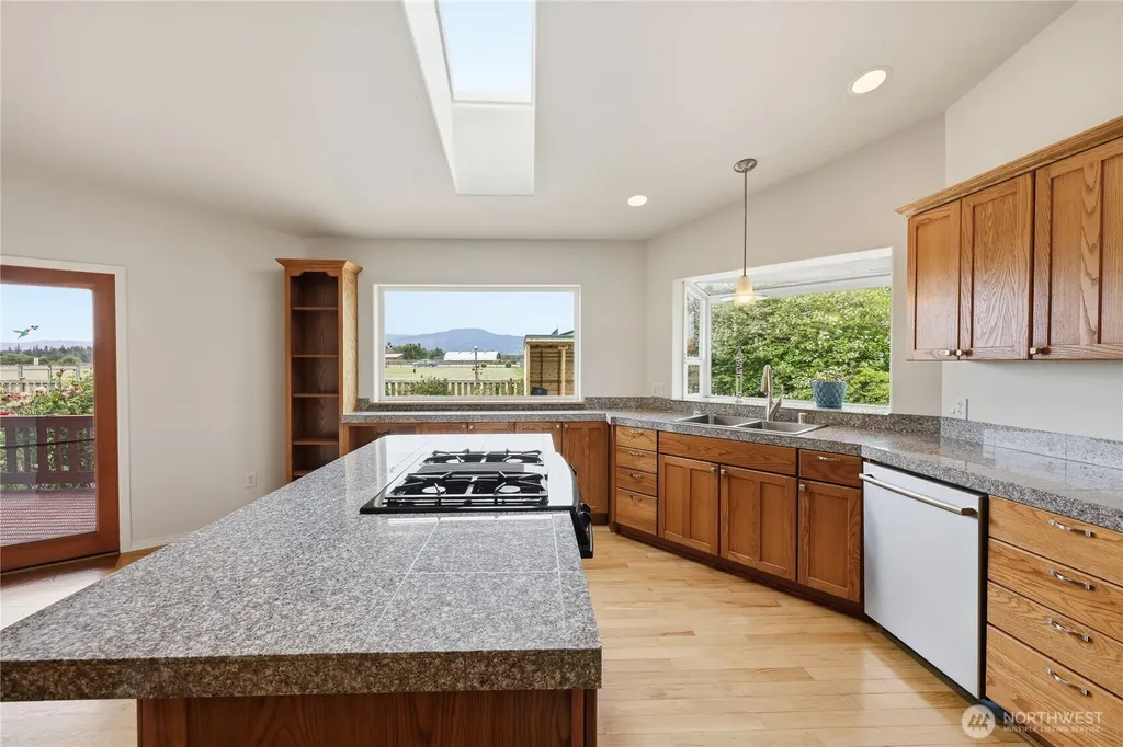 73 Haywire Lane Sequim WA 98382