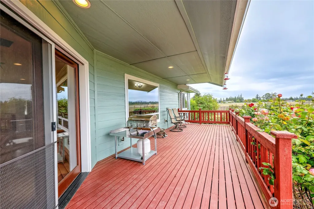 73 Haywire Lane Sequim WA 98382