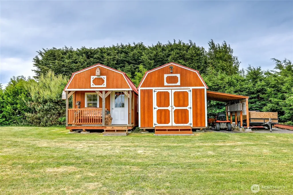 73 Haywire Lane Sequim WA 98382