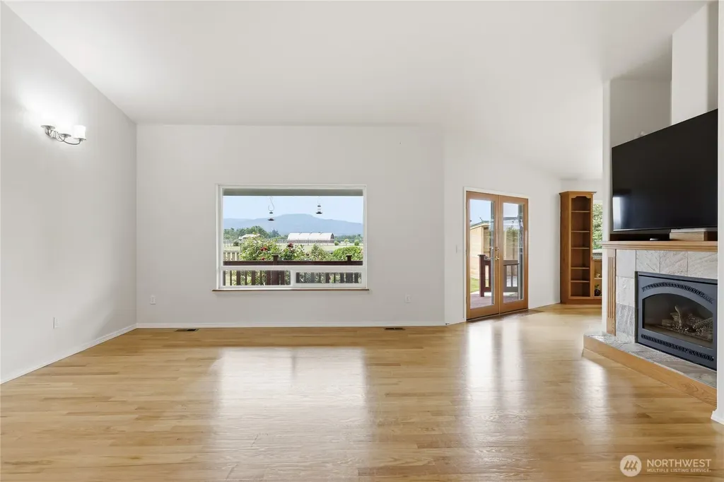 73 Haywire Lane Sequim WA 98382