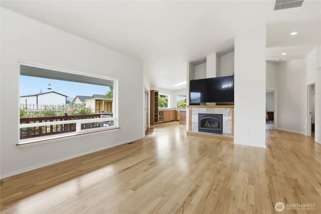 73 Haywire Lane Sequim WA 98382