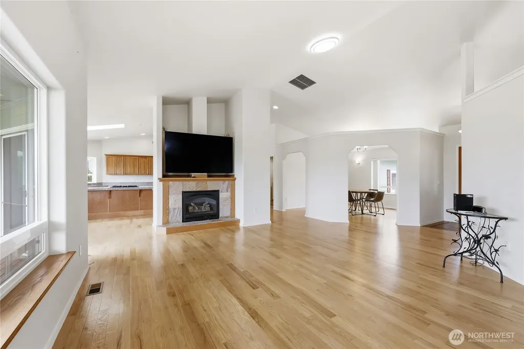 73 Haywire Lane Sequim WA 98382