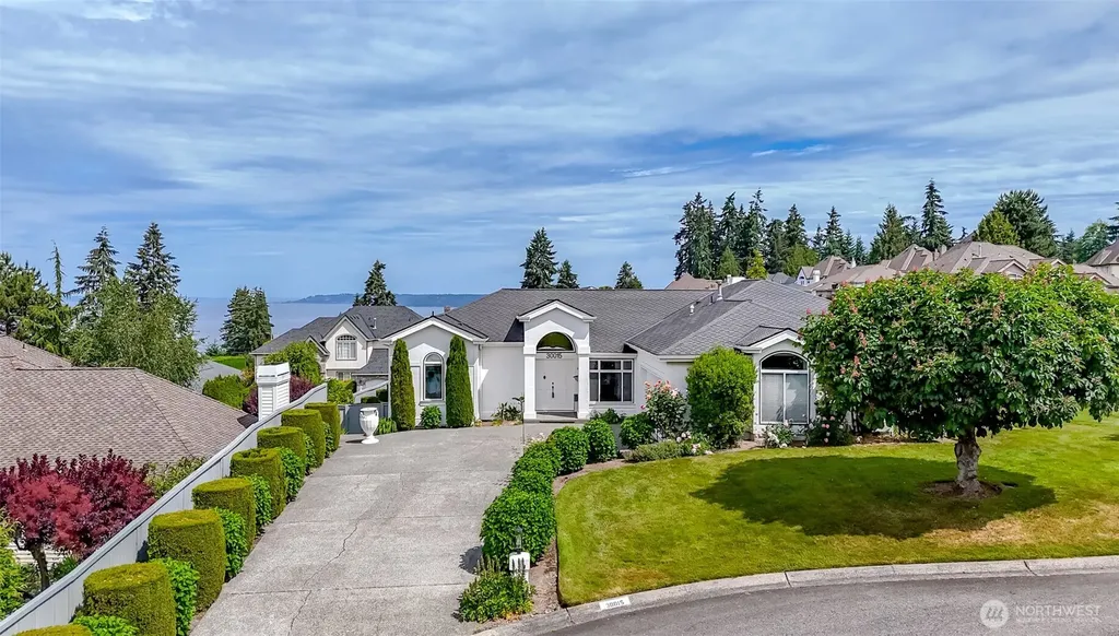 30015 1st Place S Federal Way WA 98003