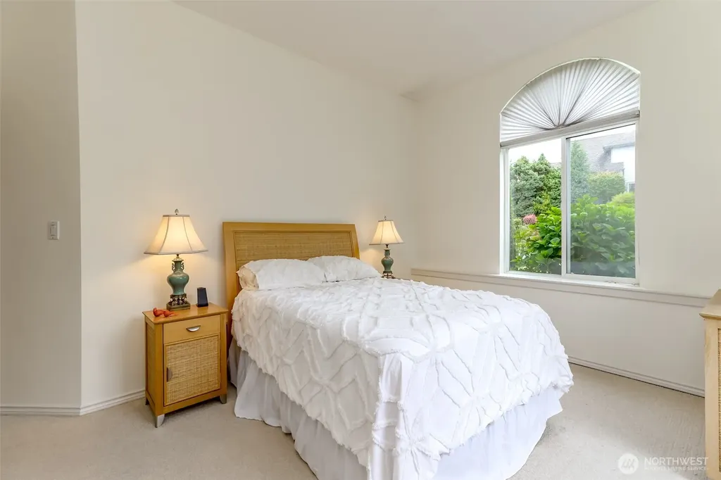 30015 1st Place S Federal Way WA 98003