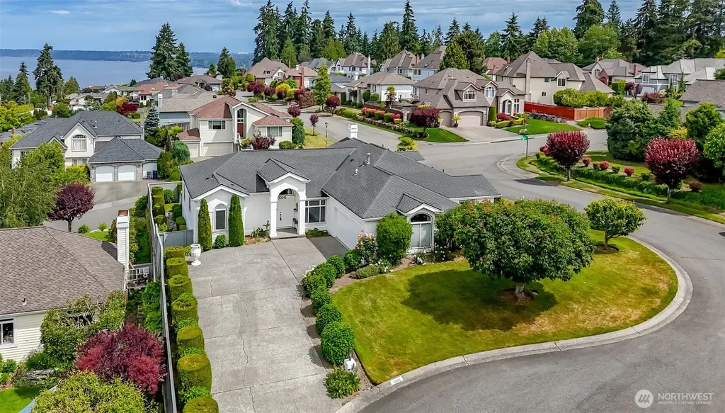 30015 1st Place S Federal Way WA 98003