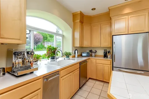 30015 1st Place S Federal Way WA 98003