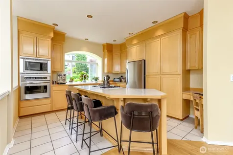 30015 1st Place S Federal Way WA 98003