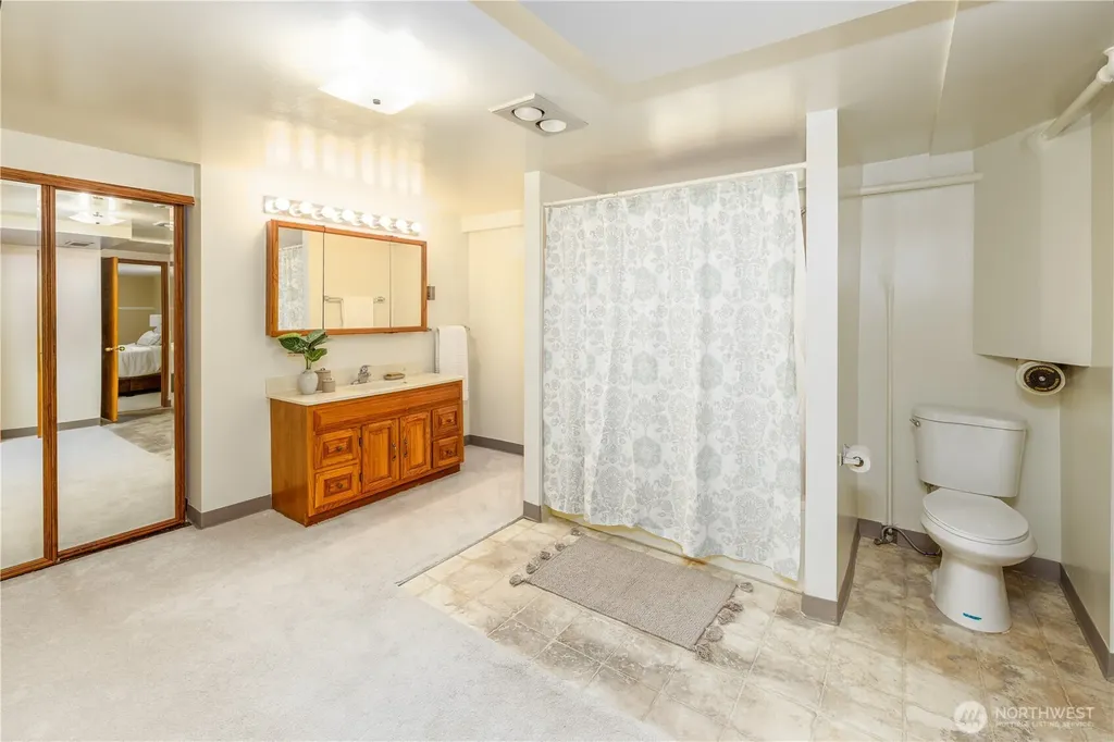 6848 31st Avenue NE Seattle WA 98115