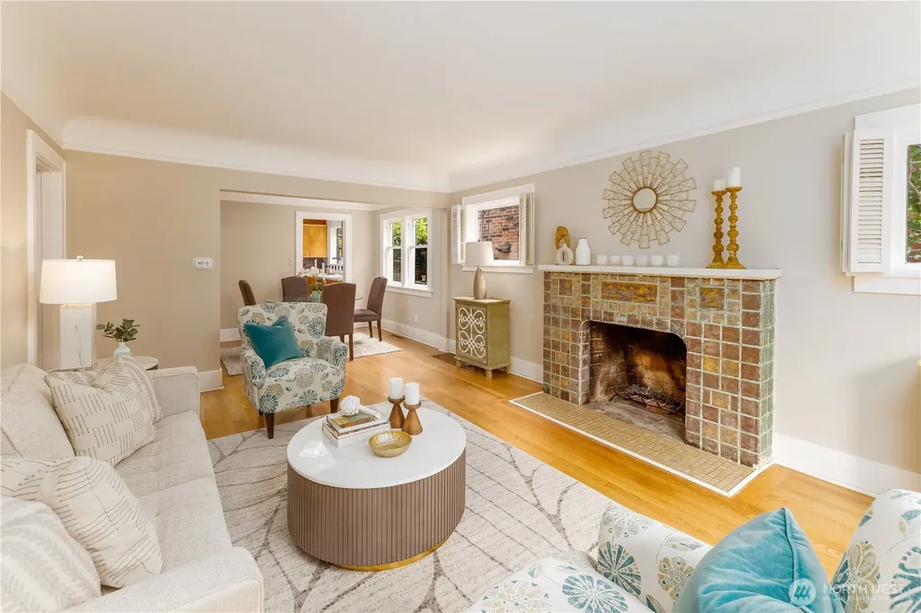 6848 31st Avenue NE Seattle WA 98115
