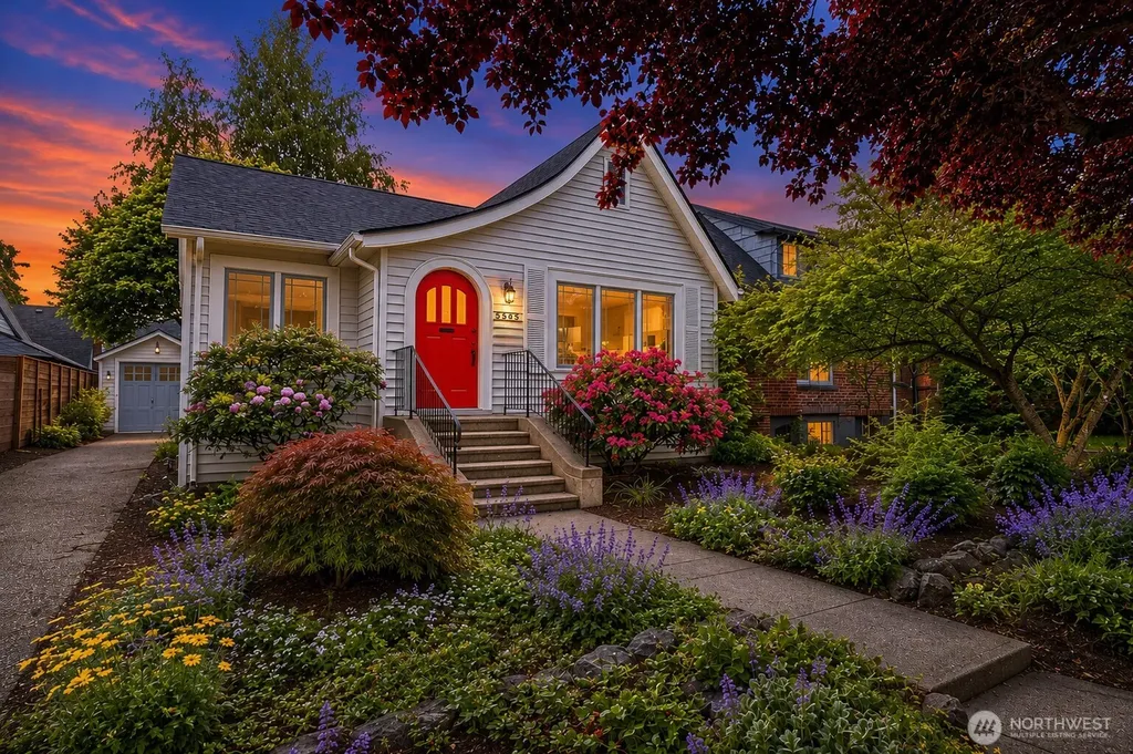 6848 31st Avenue NE Seattle WA 98115