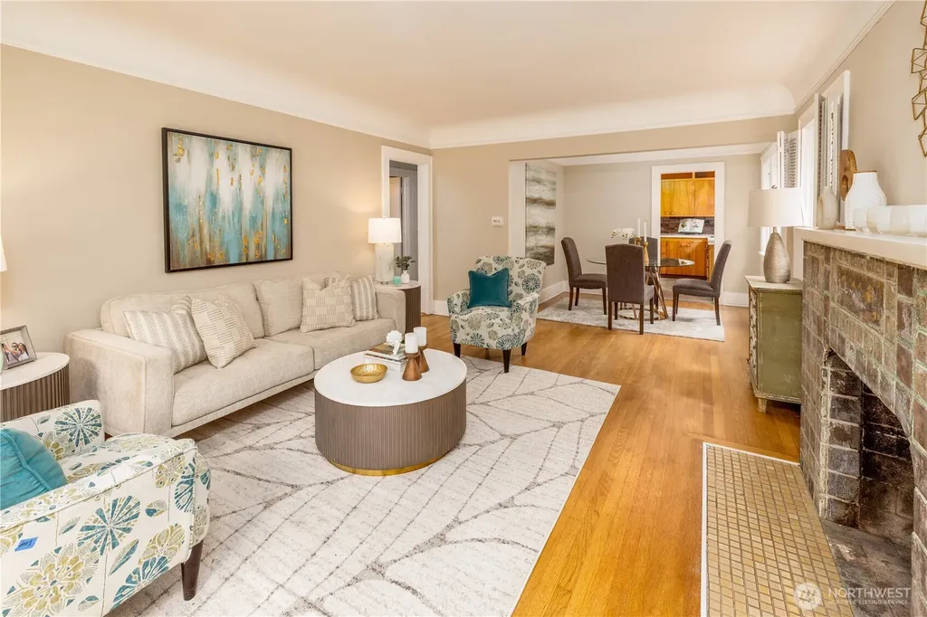6848 31st Avenue NE Seattle WA 98115