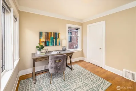 6848 31st Avenue NE Seattle WA 98115