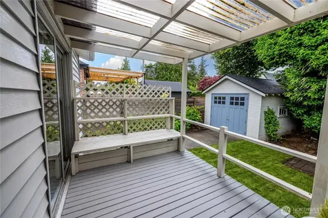 6848 31st Avenue NE Seattle WA 98115