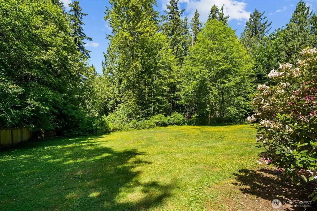 23707 NE 63rd Place Redmond WA 98053