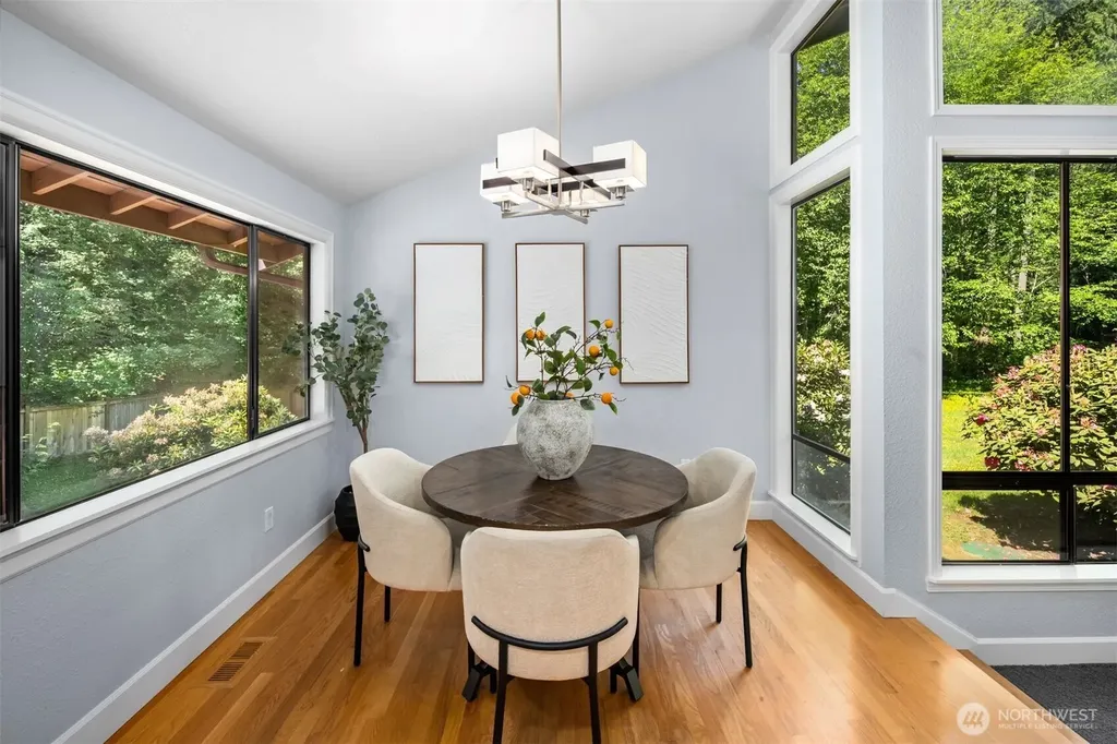 23707 NE 63rd Place Redmond WA 98053