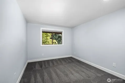 23707 NE 63rd Place Redmond WA 98053