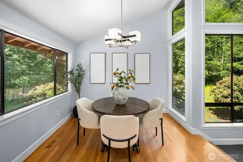 23707 NE 63rd Place Redmond WA 98053