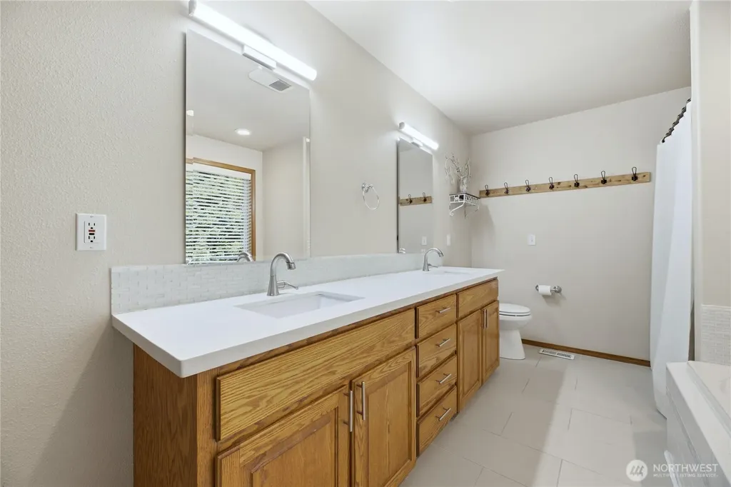 217 197th Avenue Ct E Bonney Lake WA 98391