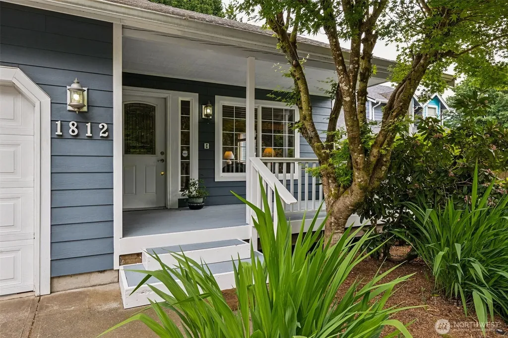 1812 Humphrey Street SE Olympia WA 98501