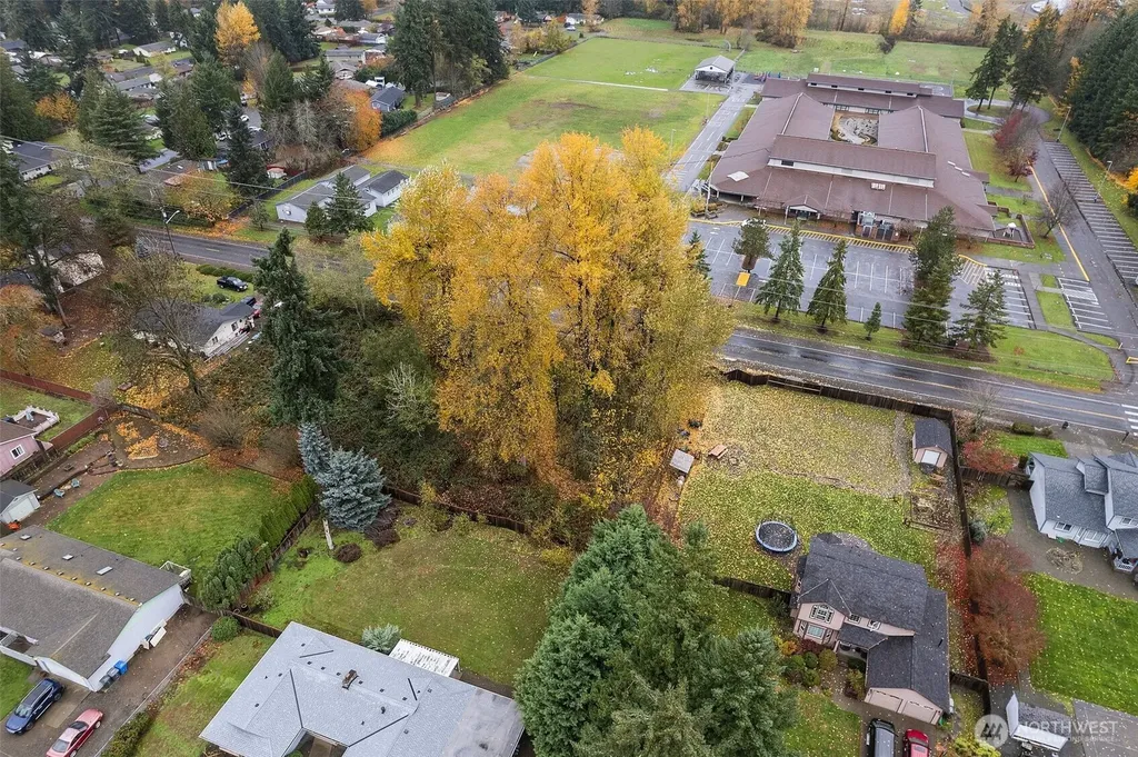 12812 E 144th Street E Puyallup WA 98374