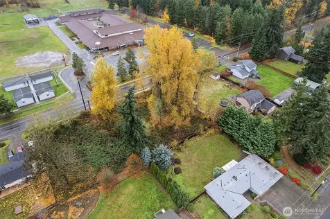 12812 E 144th Street E Puyallup WA 98374