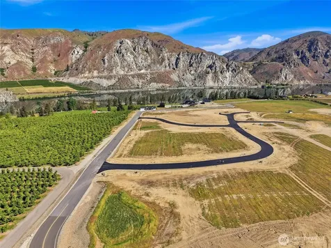 22 Stratastone Place Orondo WA 98843