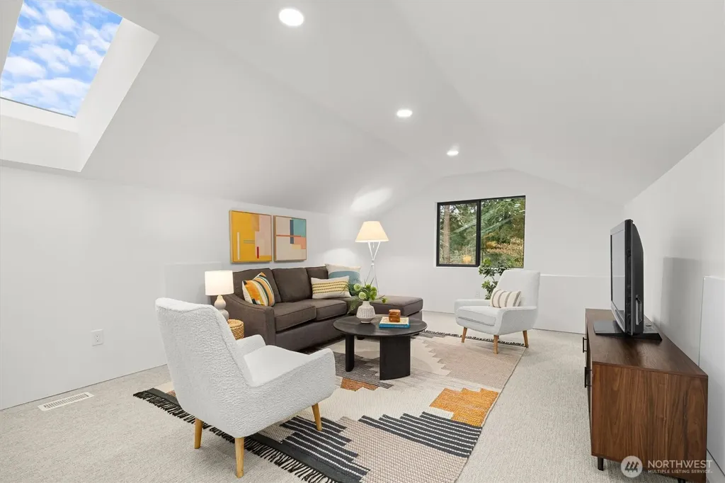 11340 23rd Avenue NE Seattle WA 98125