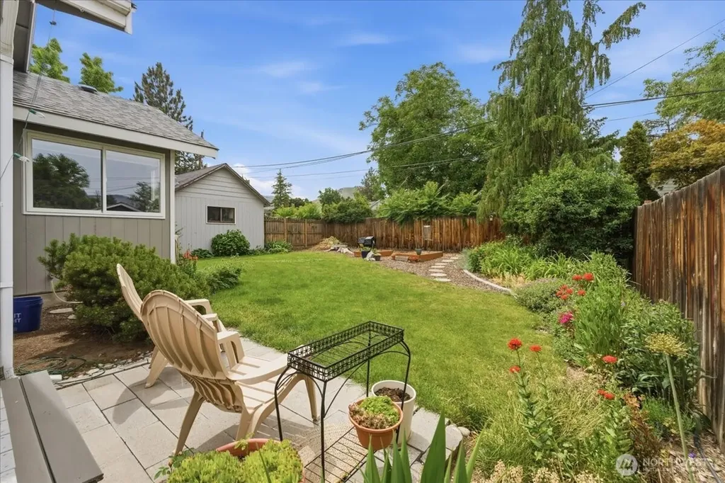 1002 Vassar Avenue Wenatchee WA 98801
