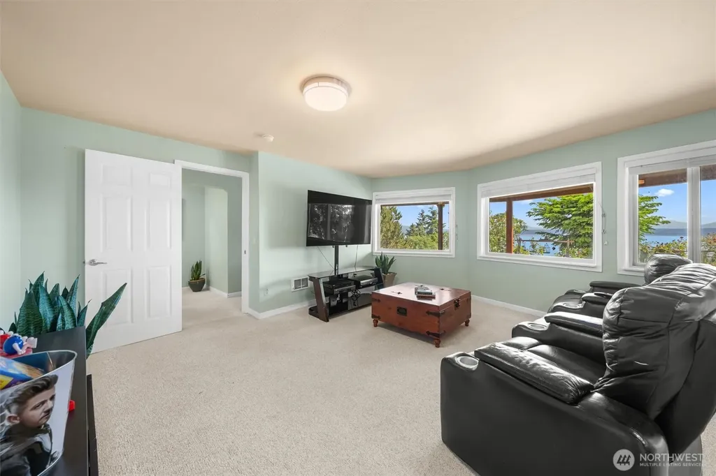 1489 Crestview Drive Camano Island WA 98282