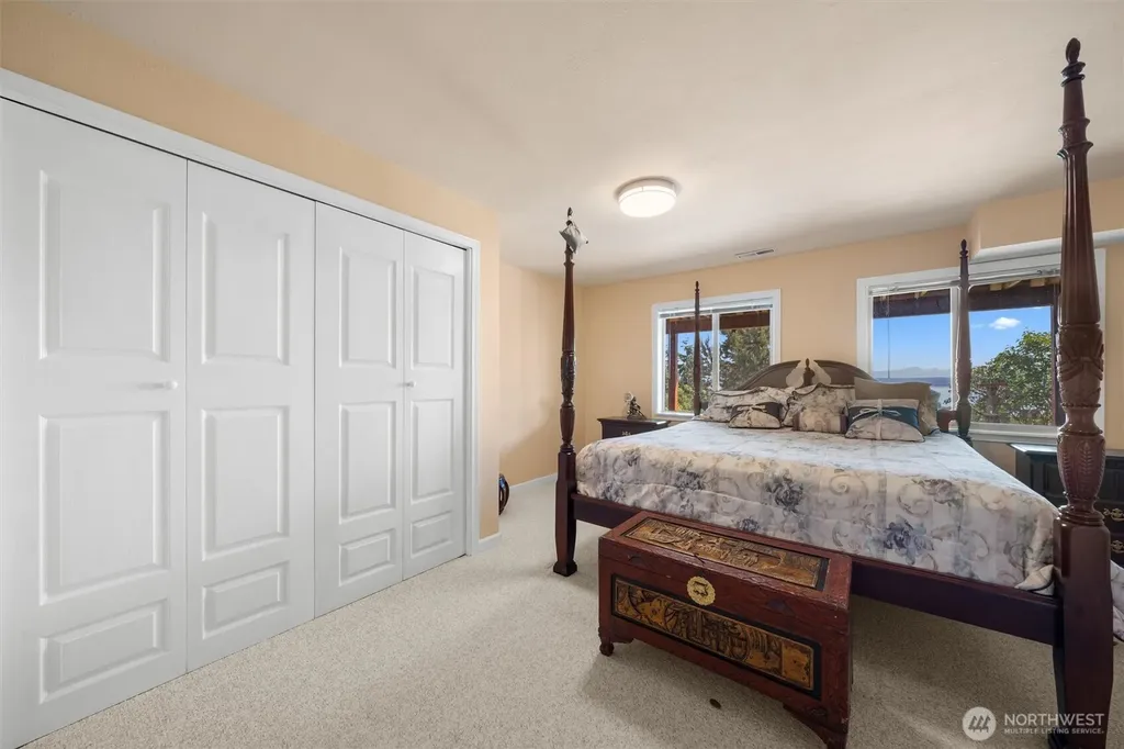 1489 Crestview Drive Camano Island WA 98282