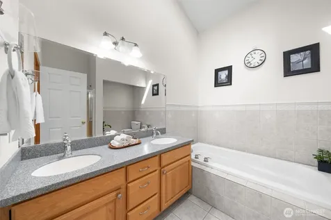 1489 Crestview Drive Camano Island WA 98282
