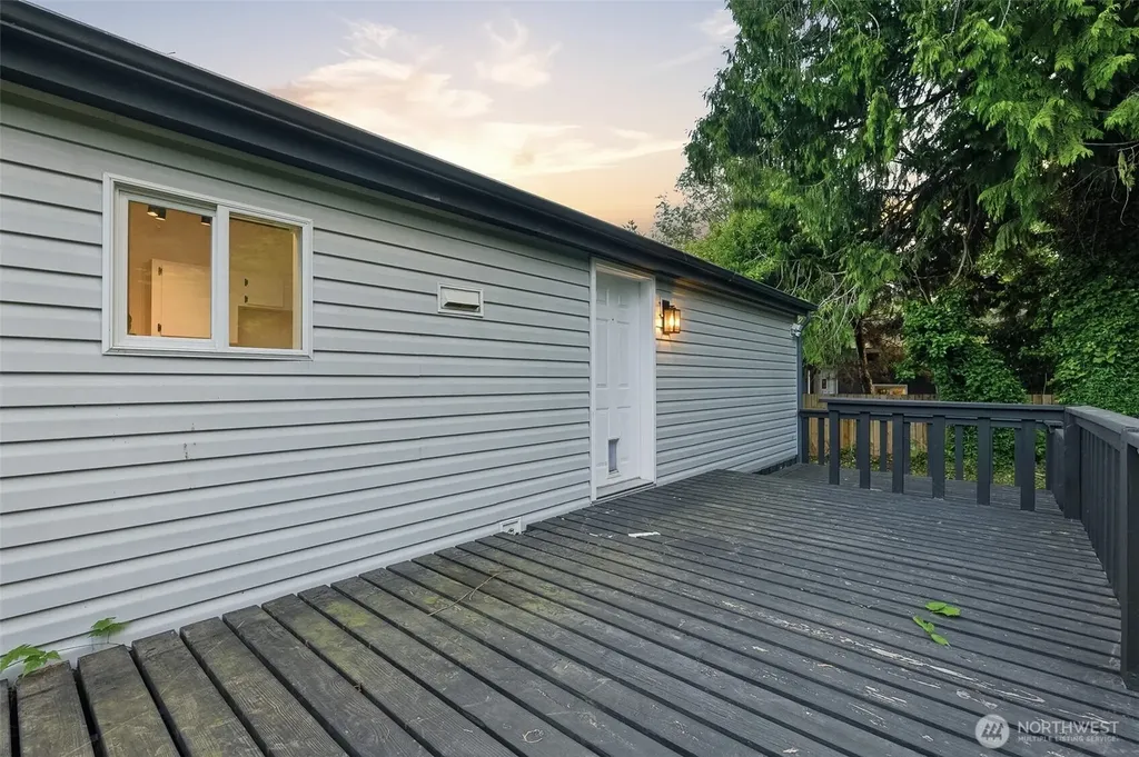 11344 6th Avenue SW Olympia WA 98513