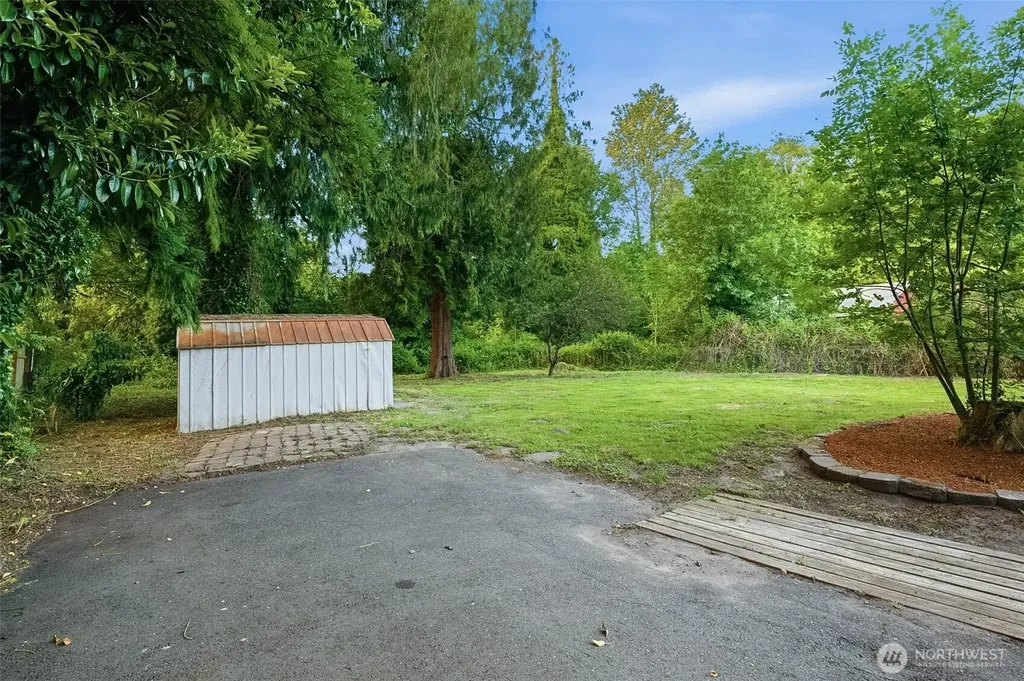 11344 6th Avenue SW Olympia WA 98513