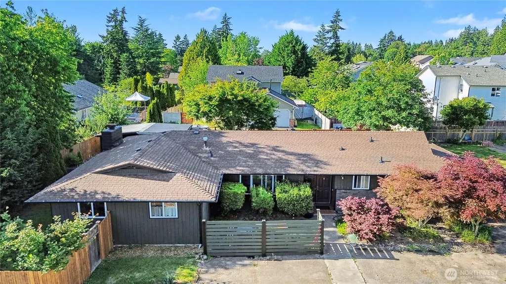 23719 99th Avenue S Kent WA 98031