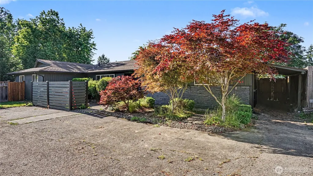 23719 99th Avenue S Kent WA 98031