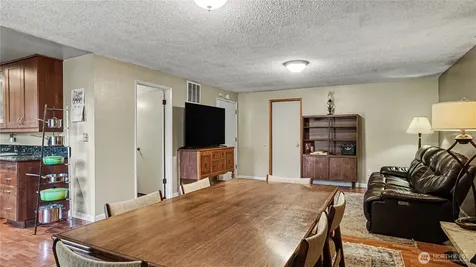 23719 99th Avenue S Kent WA 98031