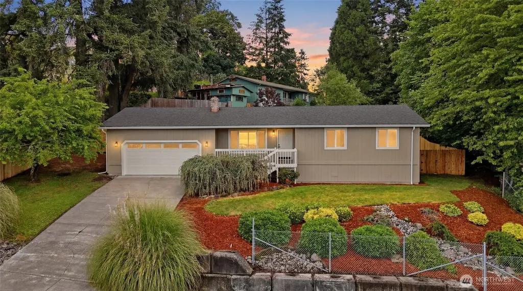 511 W 3rd Street La Center WA 98629