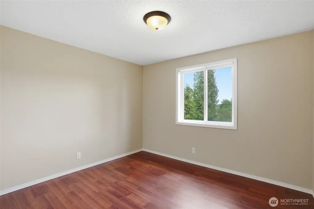 511 W 3rd Street La Center WA 98629