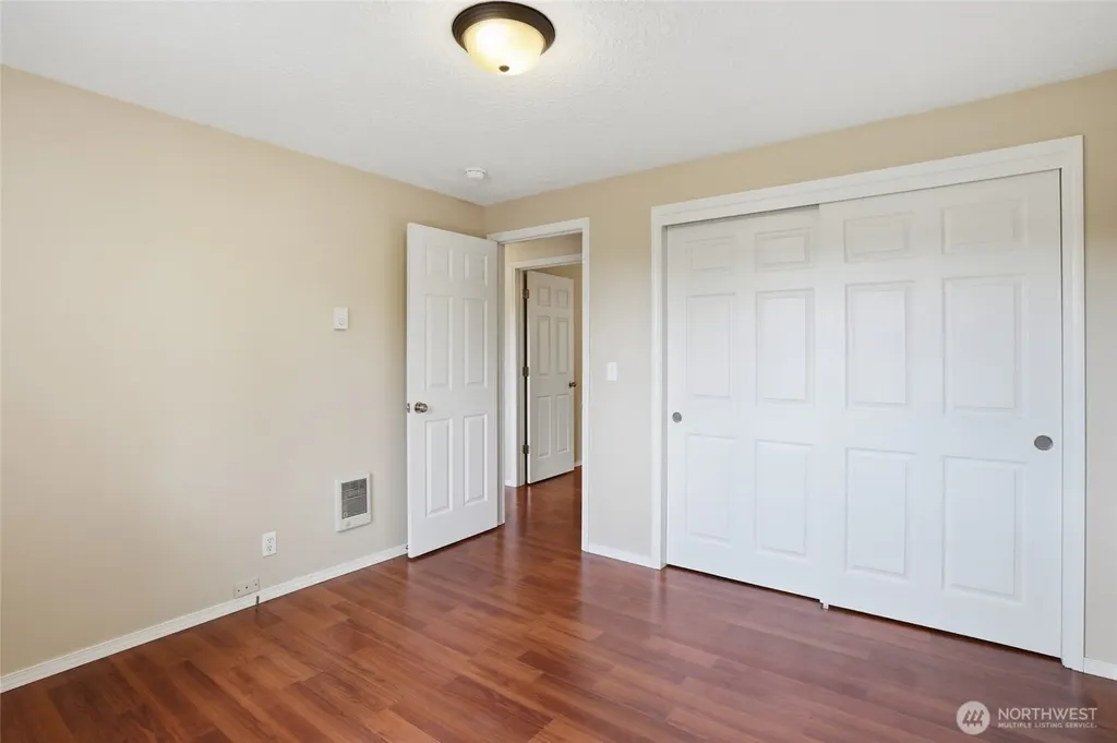 511 W 3rd Street La Center WA 98629