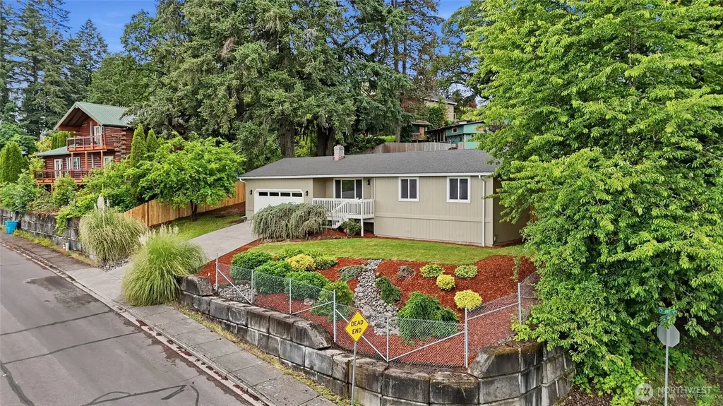 511 W 3rd Street La Center WA 98629