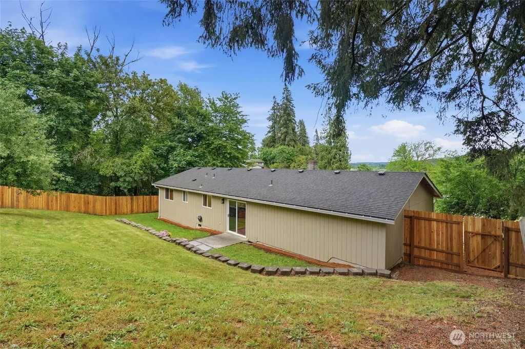 511 W 3rd Street La Center WA 98629
