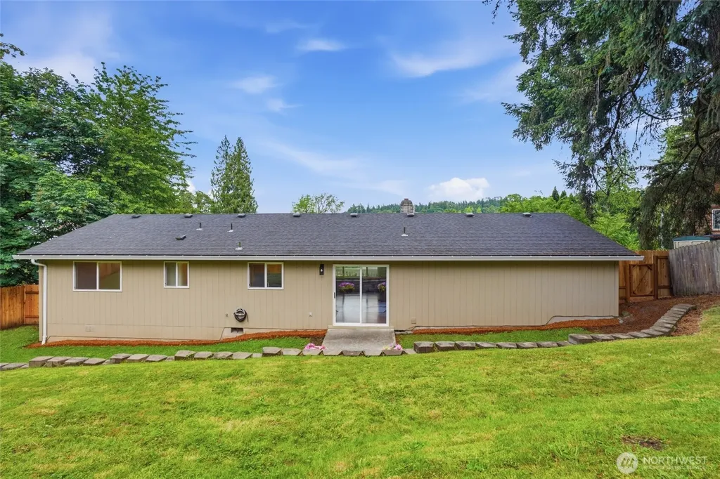 511 W 3rd Street La Center WA 98629